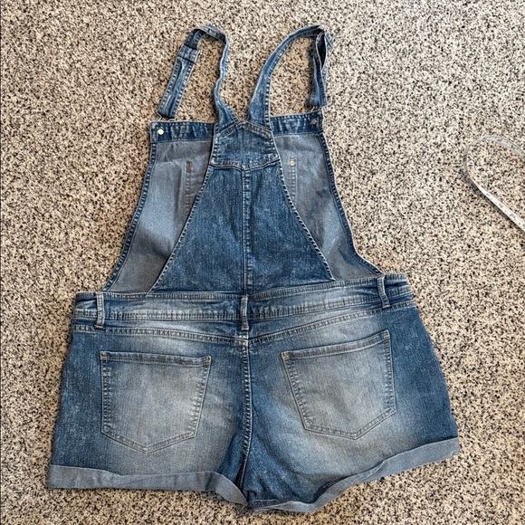 No Boundaries Blue Jean Shorts Overalls - Picture 3 of 5